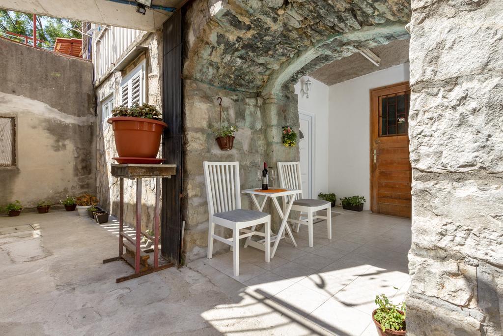 Studio Petra Apartment Split