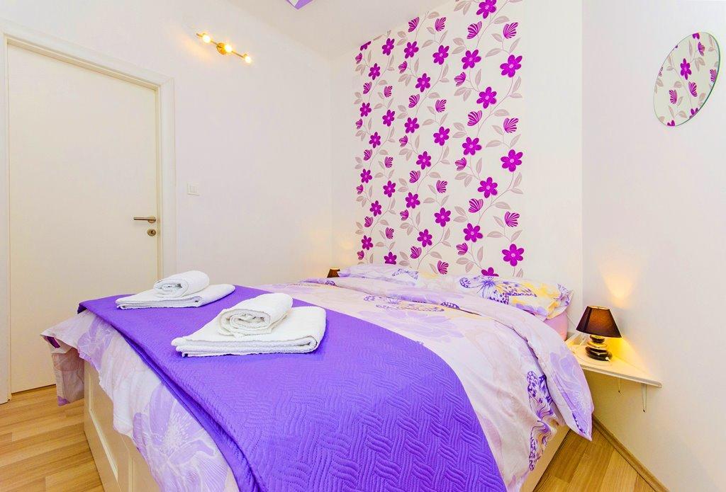 Apartment Violet Sea Breeze