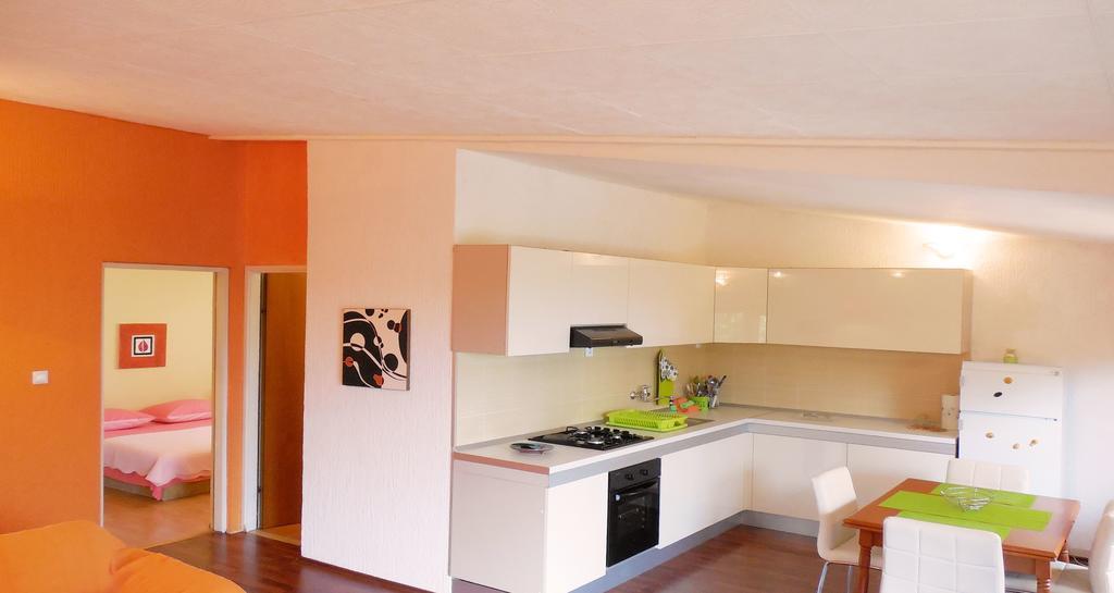 Orange Bamboo Appartement