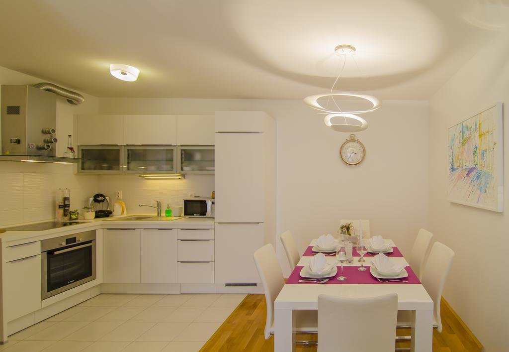 Harmony Apartment Split