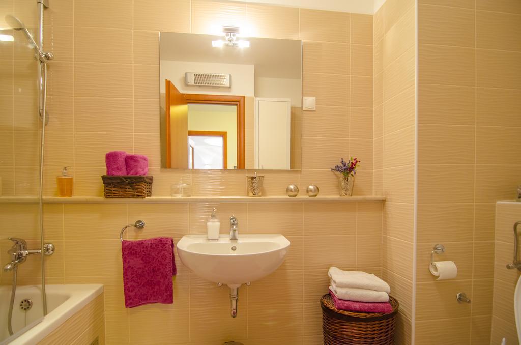 Harmony Apartment Split