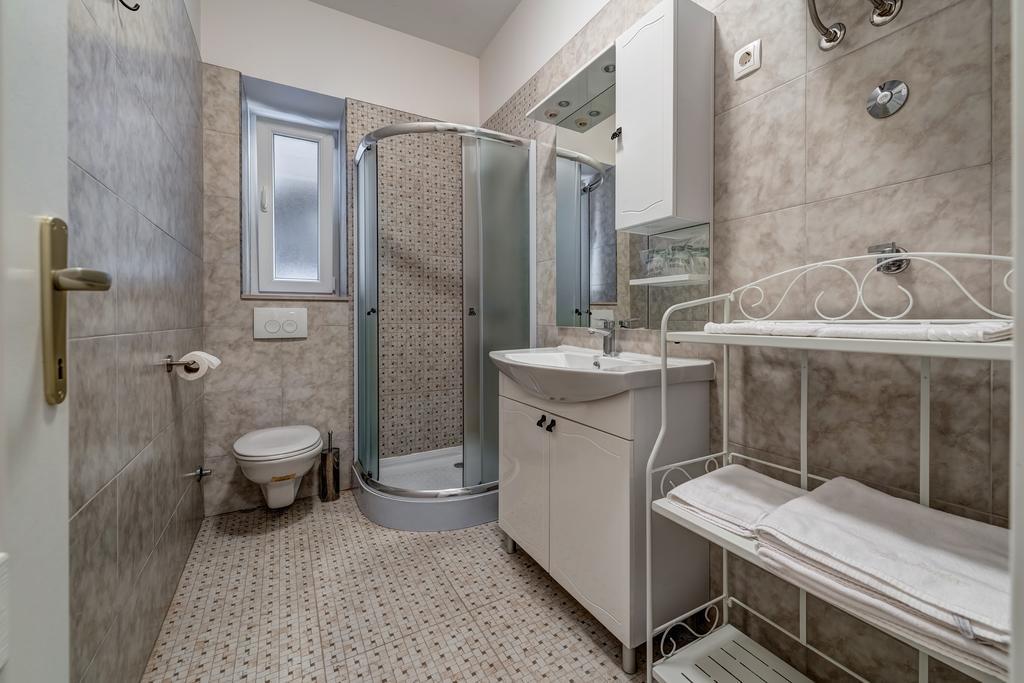 Temple Luxury & 4* Split