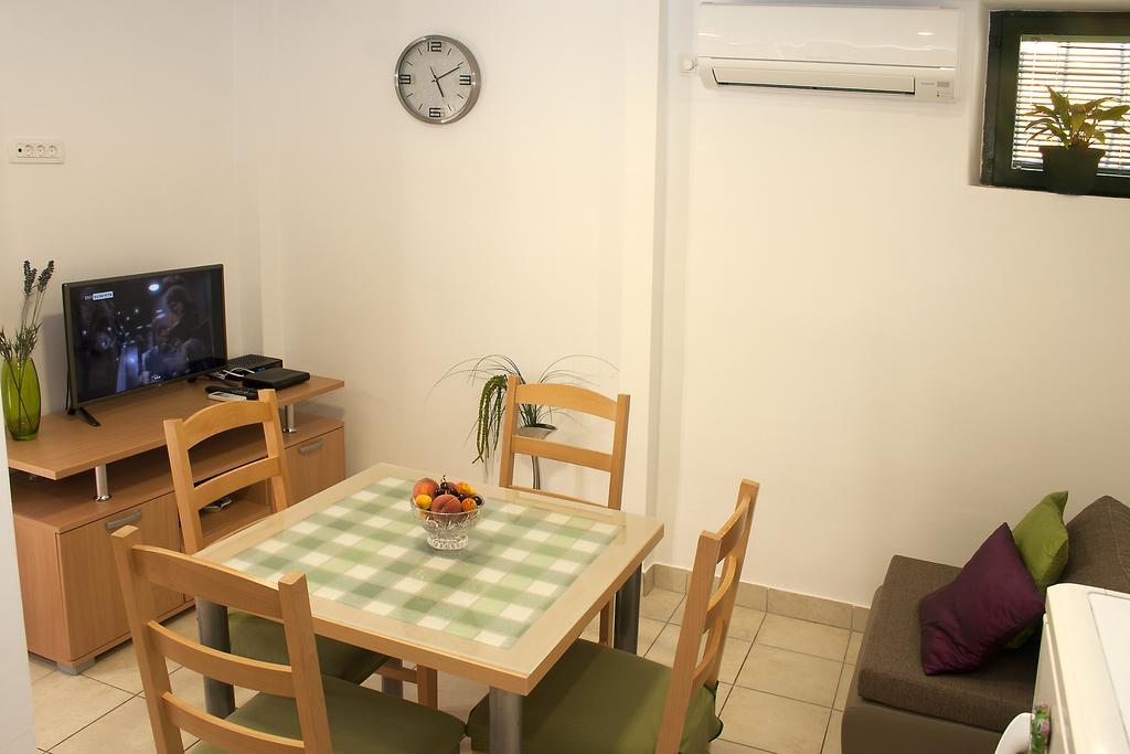 Nera Apartment Split