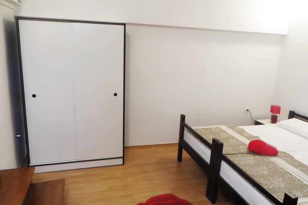 Nera Apartment *