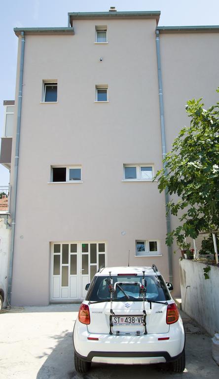 Apartment Put Plokita *