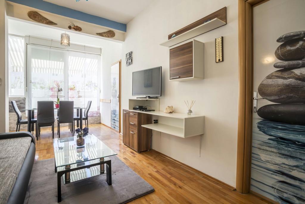 Apartman Delfin *