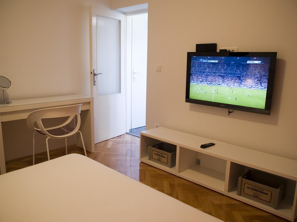 Zvone Apartment
