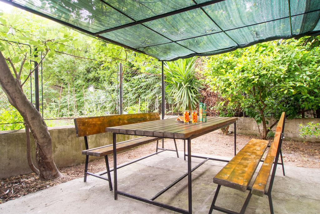 Private House With Garden Near The Bacvice Beach - Ksenia