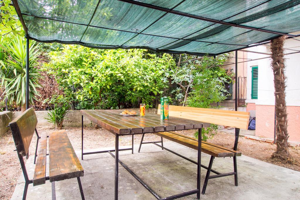 Private House With Garden Near The Bacvice Beach - Ksenia * Split