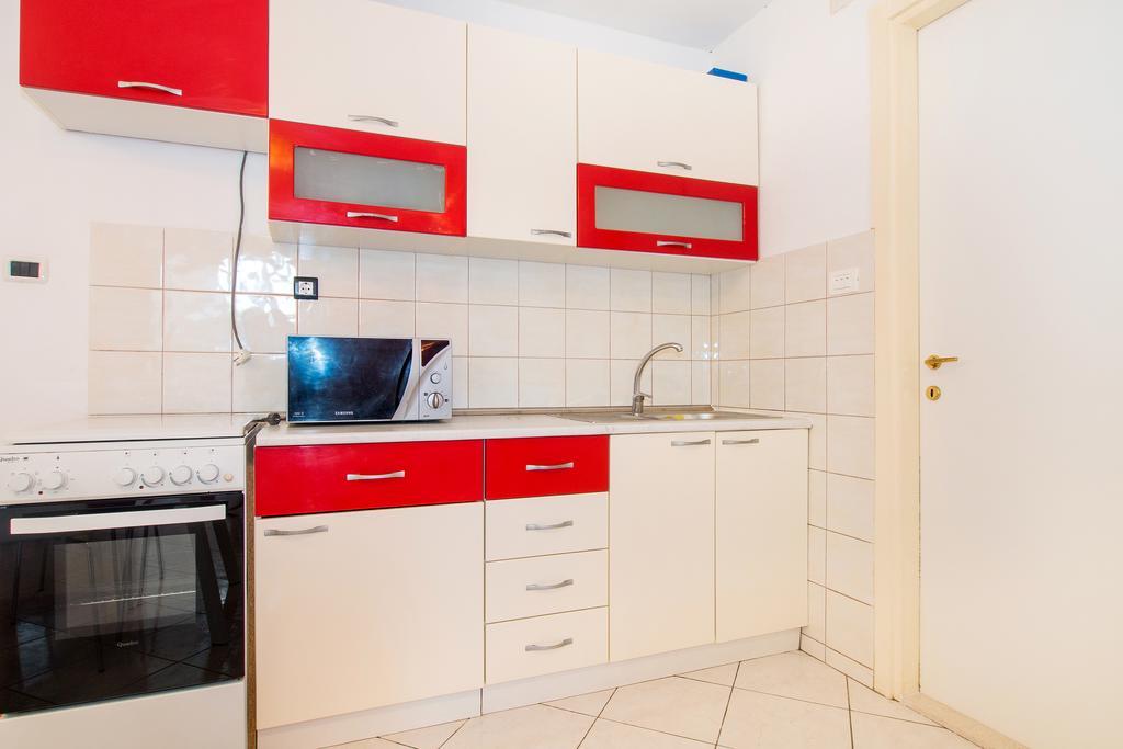 Apartment Private House With Garden Near The Bacvice Beach - Ksenia Split