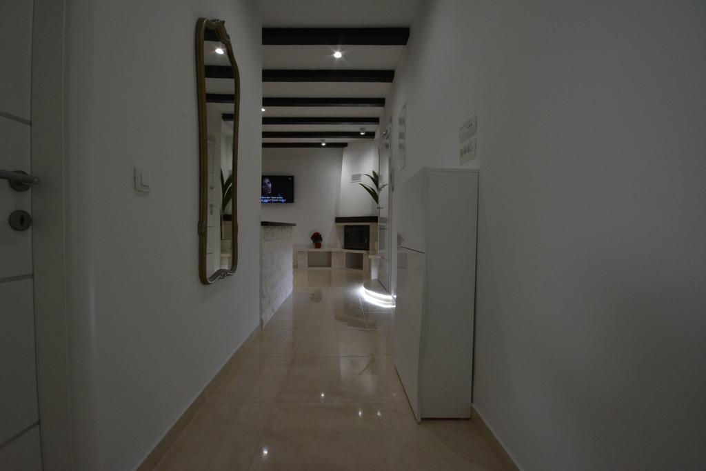 Apartment V&m *