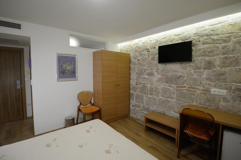 Desideria Guest house