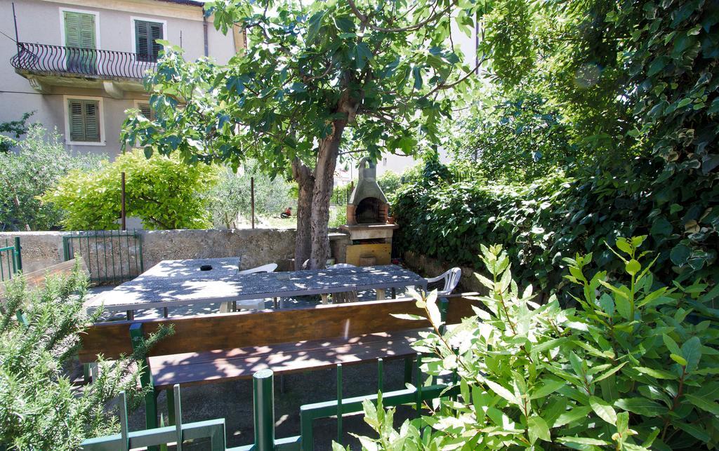 Inge Apartment Split