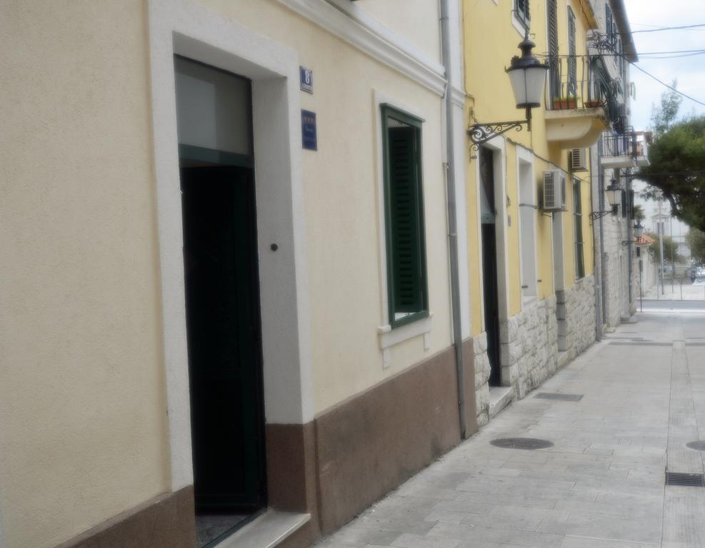 Kuzma And Apartment Split