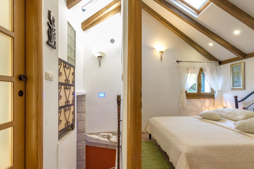 Apartment Romansa *