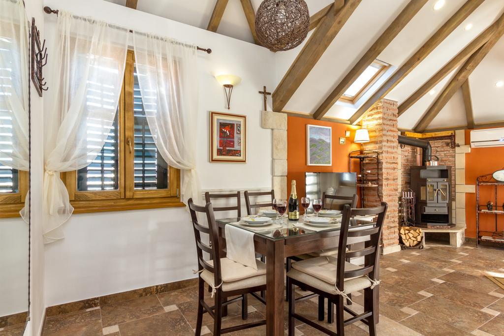 Romansa Apartment Split