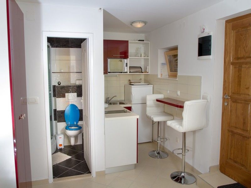 Apartments & Rooms Toni 3*