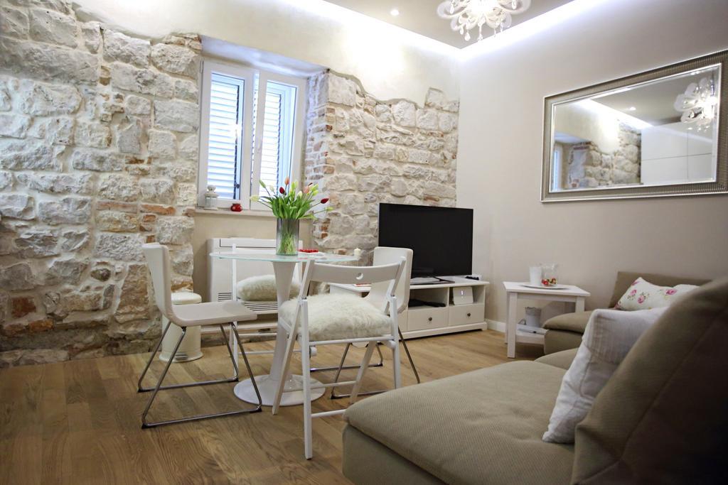 White Stone - Diocletian Palace Apartment Split