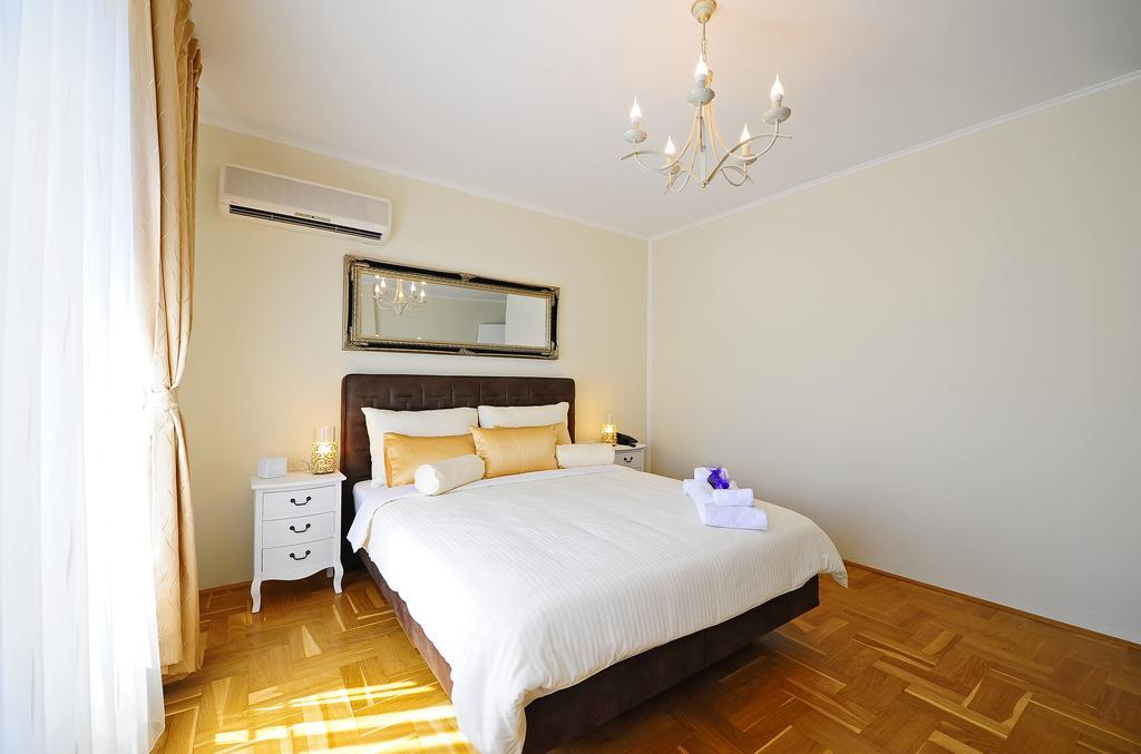 Avant Garde Luxury Rooms Guest house 4*