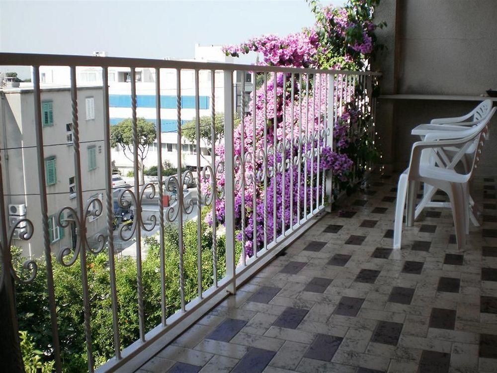 Mare Apartment *