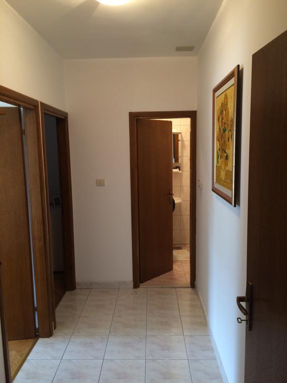 Mara Apartment *