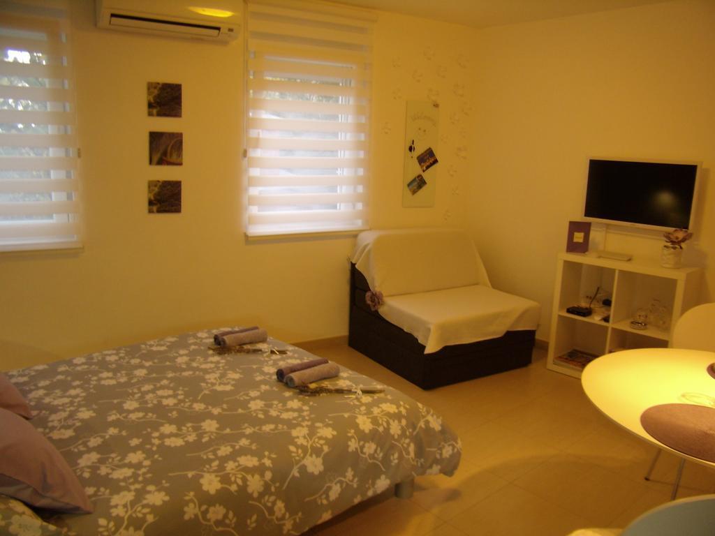 Apartment Studio Lavender *
