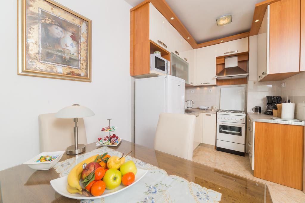 Apartman 28