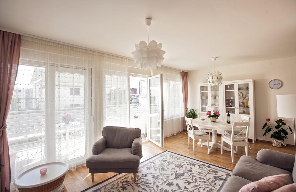 Leon Apartment