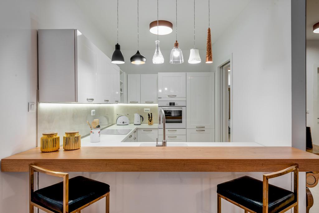 Carnation Apartment