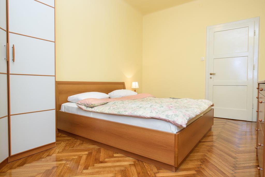 Kreso Apartment *