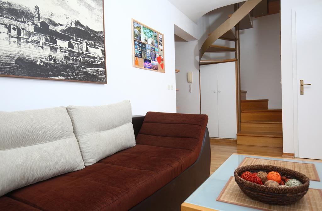 On The Beach, 2 Floors & Wide Terrace