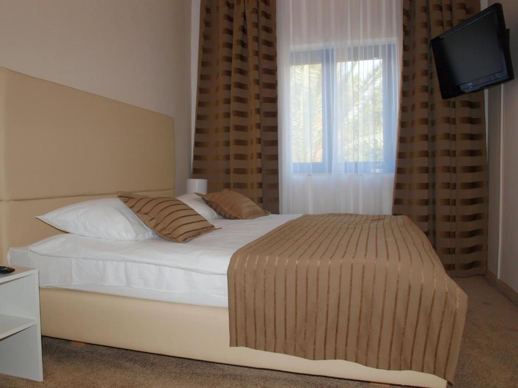Hotel Jadran 3*