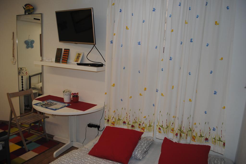 Apartment Optimist *