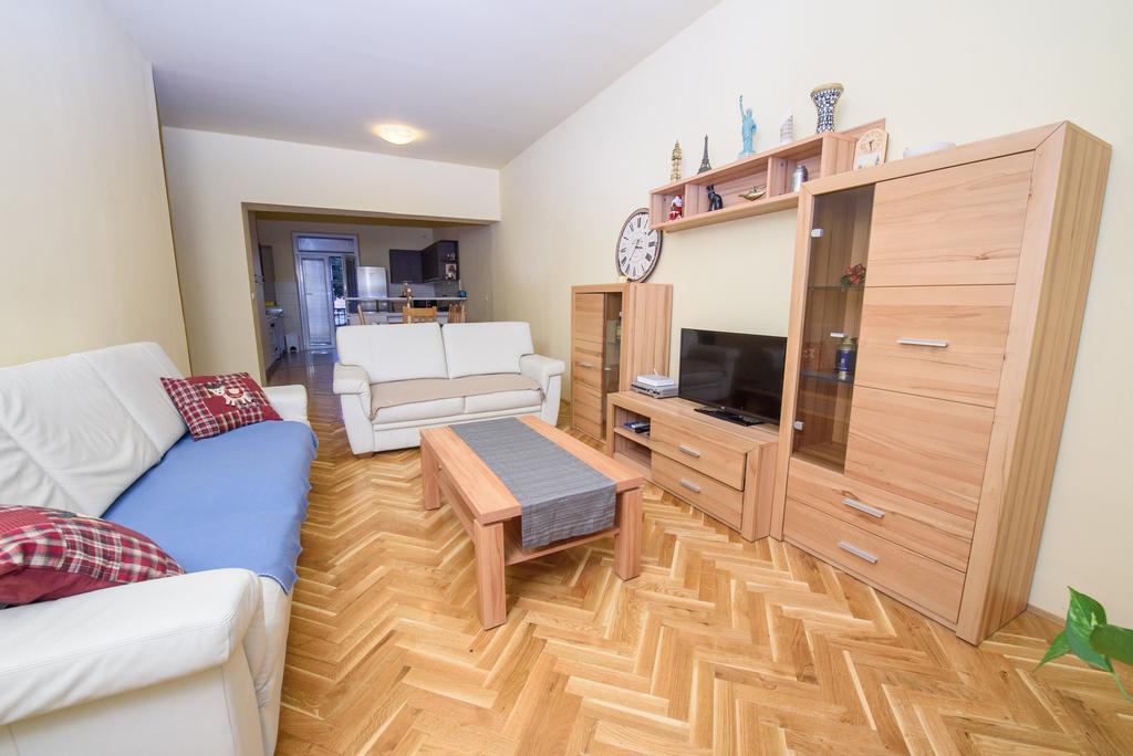 Kreso Apartment