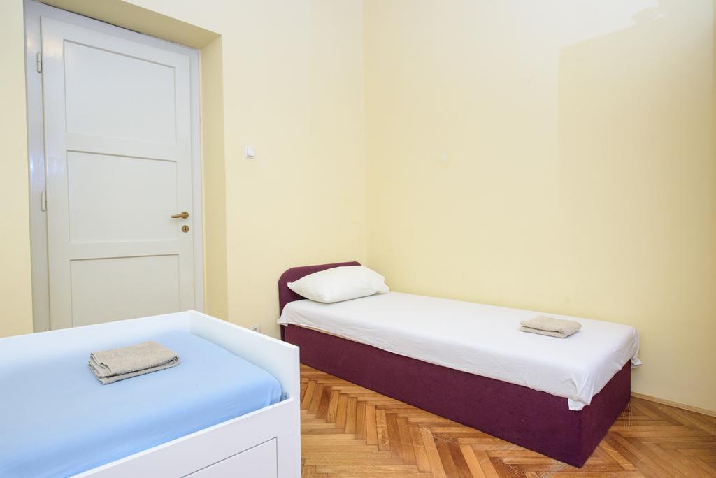 Kreso Apartment *