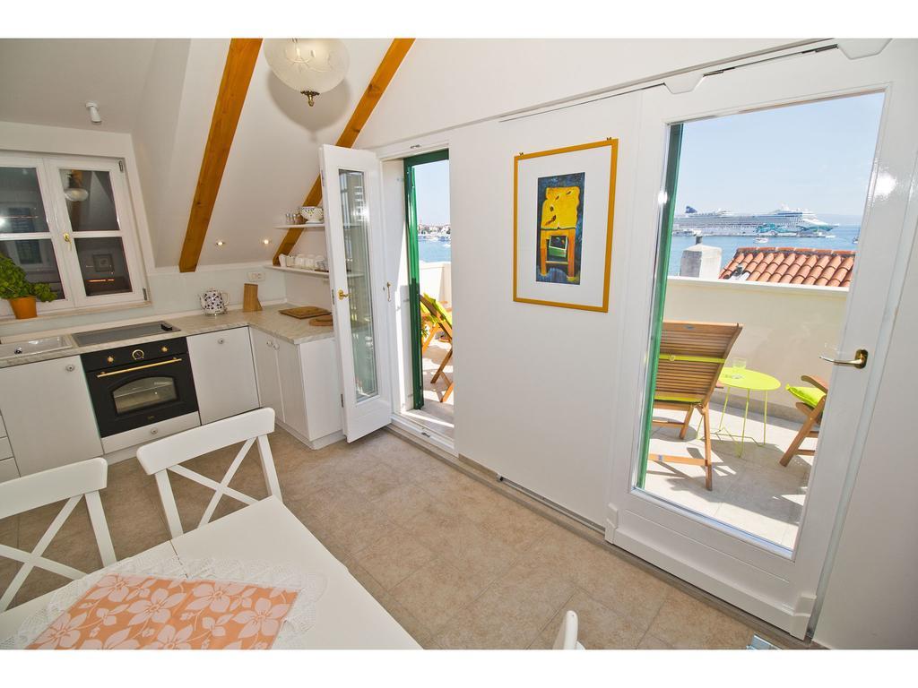 Town House Viva Split