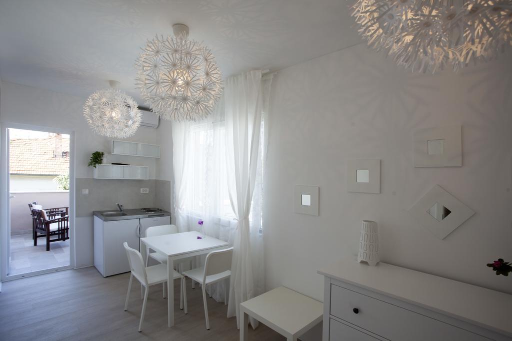 Guest House Lana