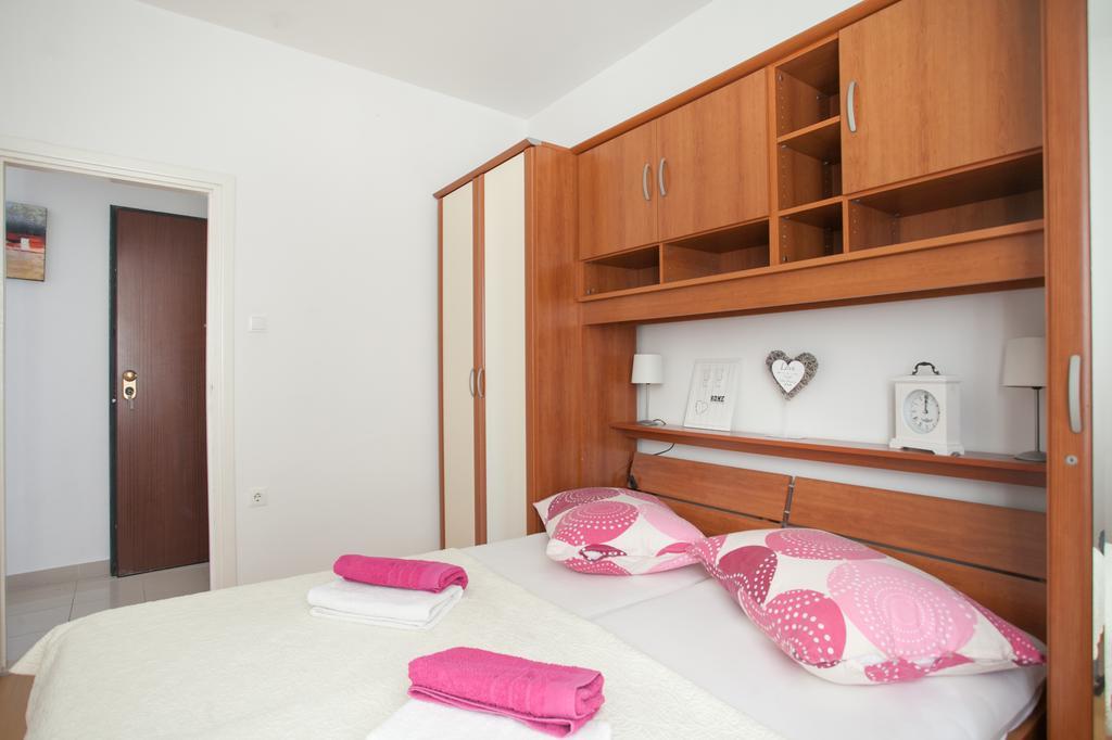 Apartment Goda Center Of *