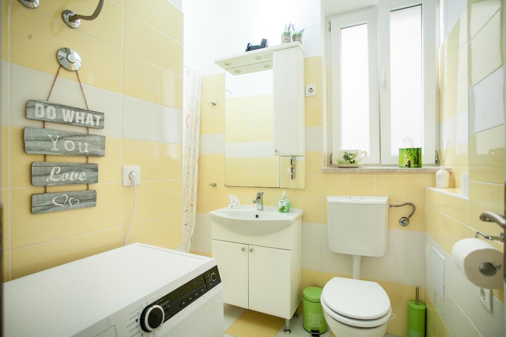 Goda Center Of Apartment