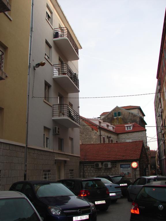 Tina Apartman