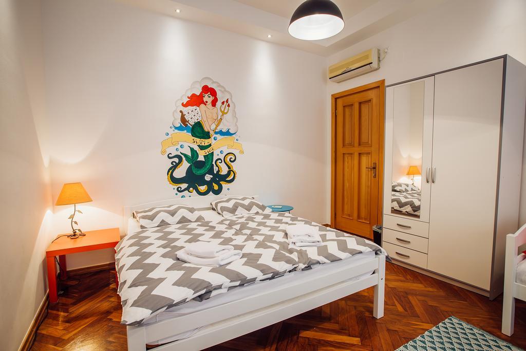 The West Coast Guest house Split