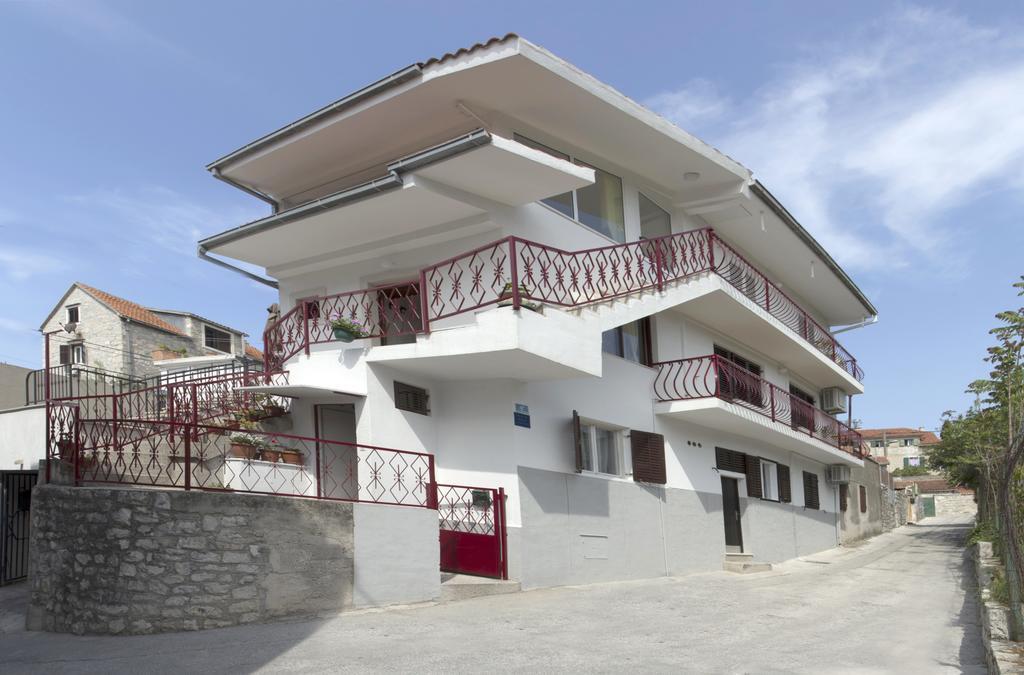 Cherry-Old Town Apartment