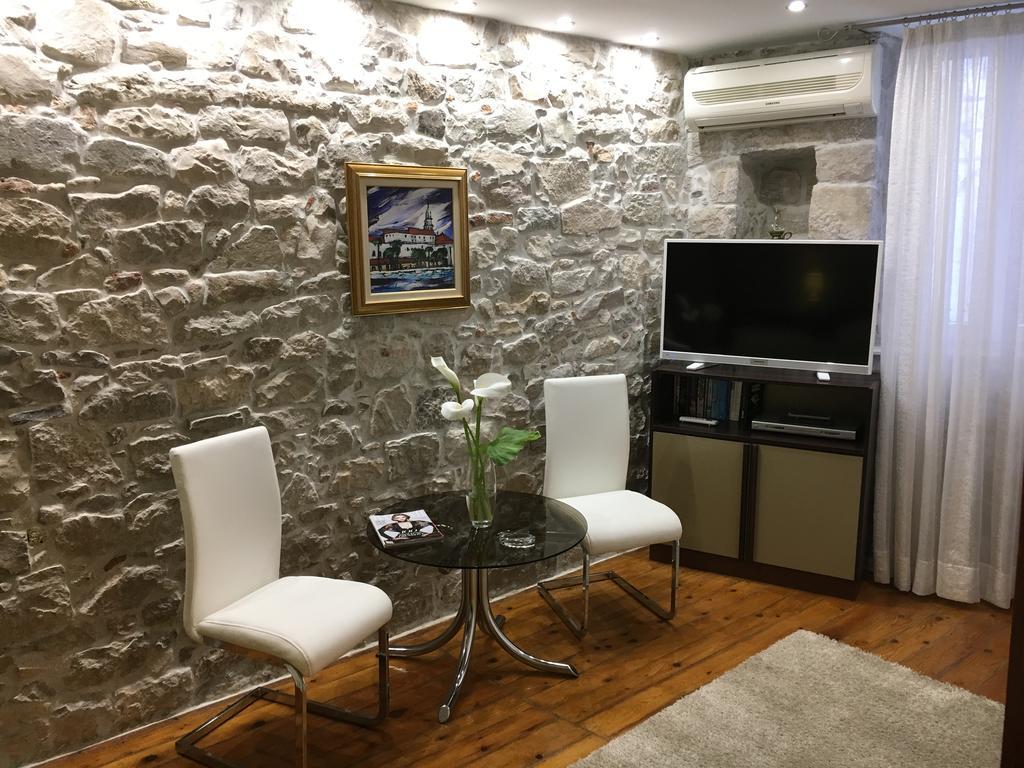 Duplex Traversa- Old Town Split