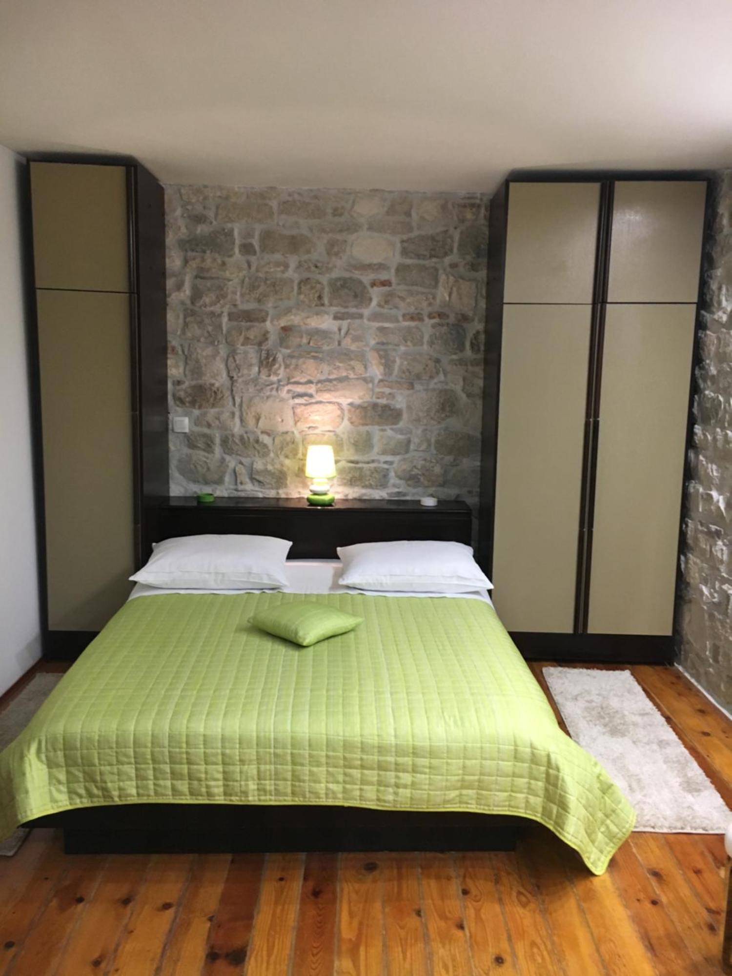 Duplex Traversa- Old Town