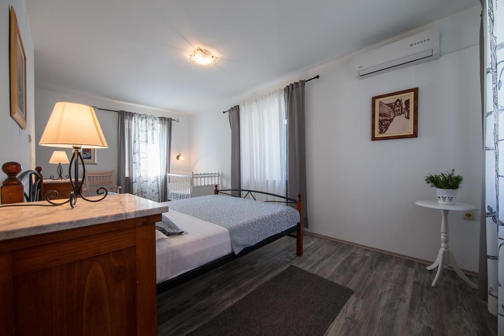 Apartment Luxury Mansarda Duplex - City Centre - Stone House