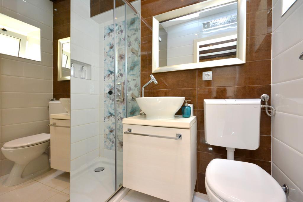 Apartman Studio Rustica & Moderna *