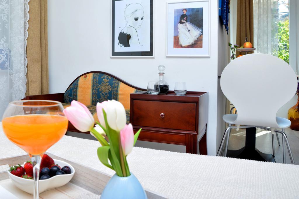 Studio Rustica & Moderna Apartman *