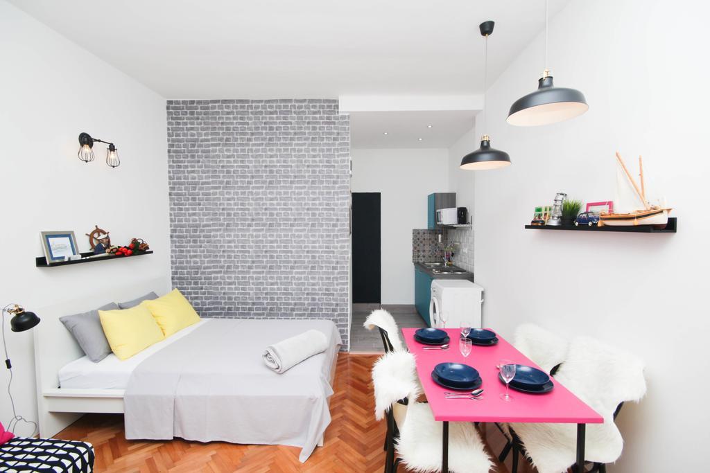 Fab 'n' Chic Apartman