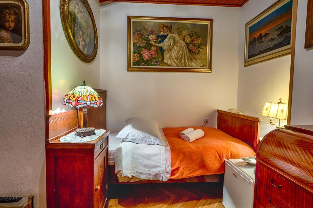 Royal Antique Apartment * Split