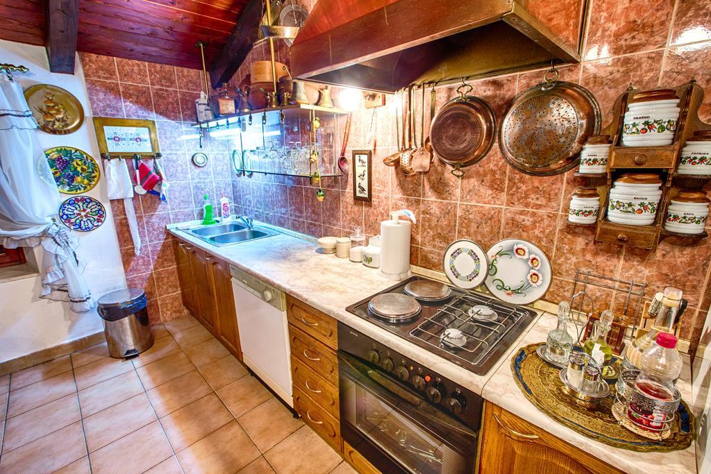 Royal Antique Apartment Split